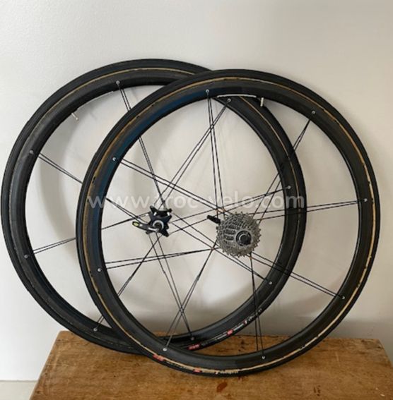 Paire de roues Shimano SH