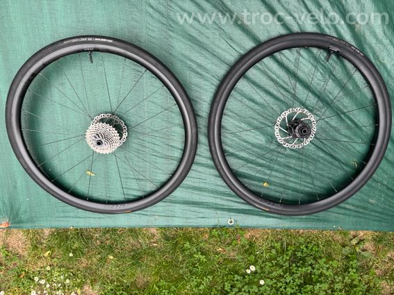 Vend Roues complète Giant PR2 disque en TBE - 2