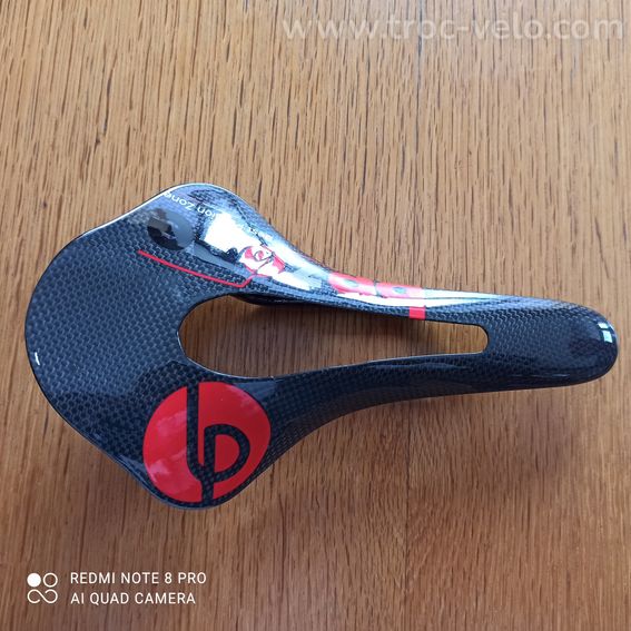 Selle carbone 