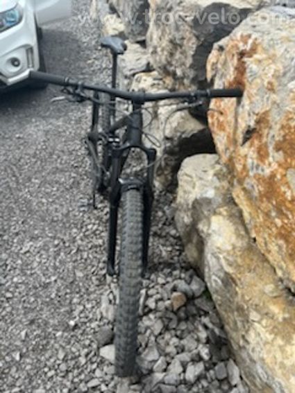 VTT Trek FUEL EX 5 DEORE M 29 BK - 3