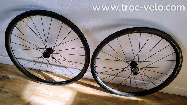 Roues Novatec R3 Carbon Disc neuves - 1