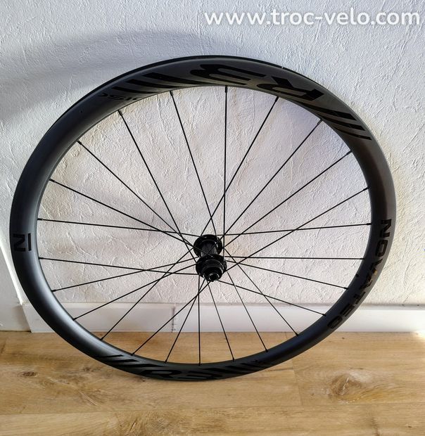 Roues Novatec R3 Carbon Disc neuves - 2