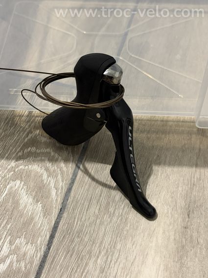 Shifter droit neuf Shimano Ultegra R8000 11 vitesses frein patins