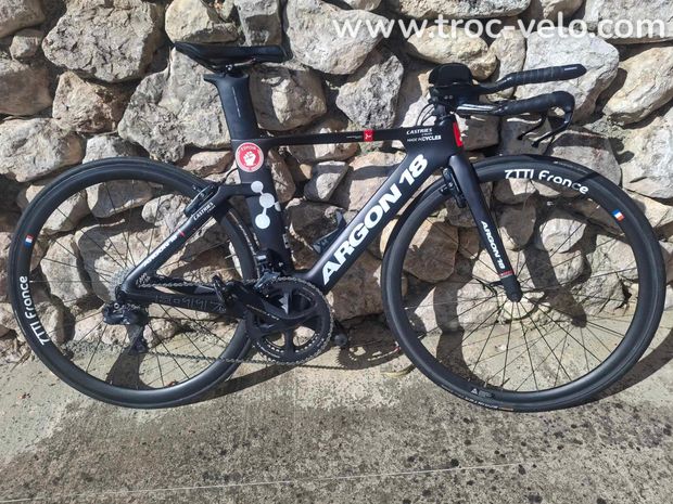 Vends vélo CLM ARGON 18 E-117 équipé en Di2 - 1