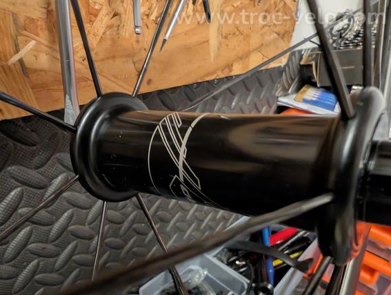 🏆ROUES GIANT SLR 1/0 CARBON PATINS 30MM🏆 - 7