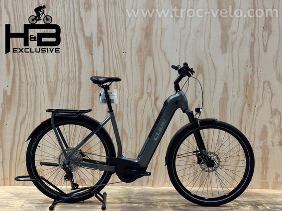 Cube Kathmandu Hybrid Pro 750 Vélo électrique Shimano Deore 2024