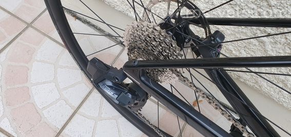 velo course carbone BMC slr disc T56 sram force 12V - 4