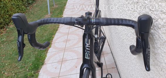 velo course carbone BMC slr disc T56 sram force 12V - 7