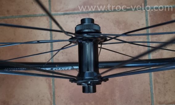Roue avant DTSWISS R470 DB ROUE DT disque Neuve - 4