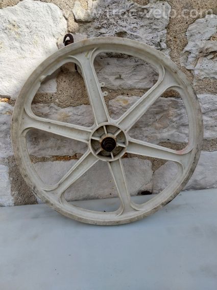 Roue bmx old school a restaurer 20 pouces