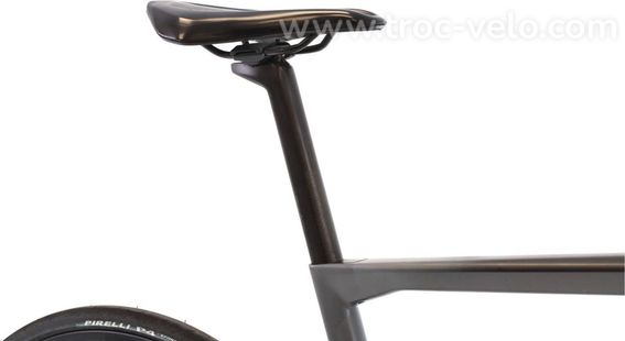 Produit Reconditionne    Bmc Teammachine Slr01 Five Di2 12v    Gris   Velo De Route   Tres Bon Etat - 8
