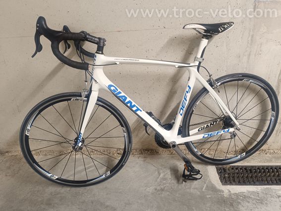 Vélo de route Giant defy3 carbone - 3