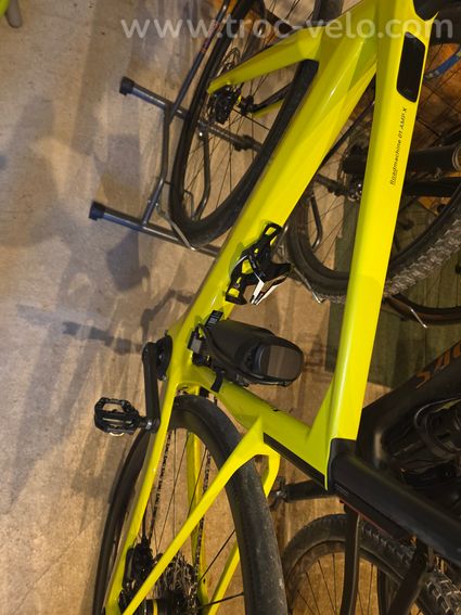 Velo route VAE BMC Roadmachine taille M  - 3