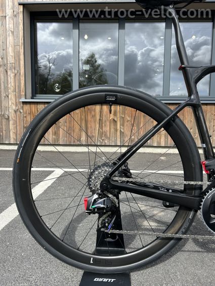 Giant Defy Advanced E+ Elite 1 2025 - 5