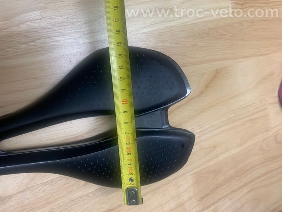 Selle Liv rails carbone ovale