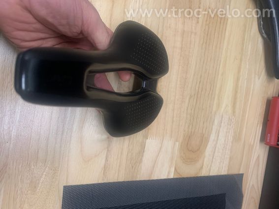 Selle Liv rails carbone ovale - 5