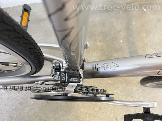 SPECIALIZED SIRRUS VTC VILLE GRAVEL - 9