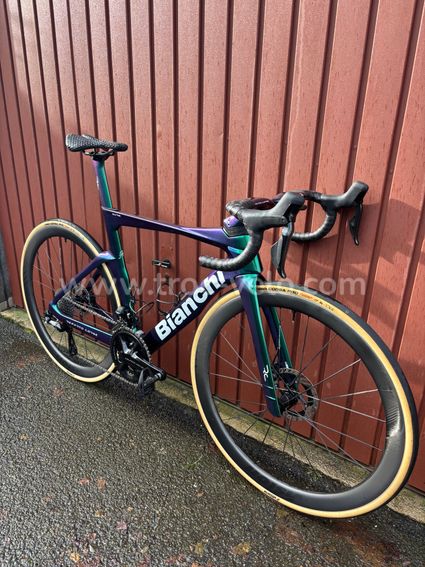 Bianchi Oltre DuraAce Di2