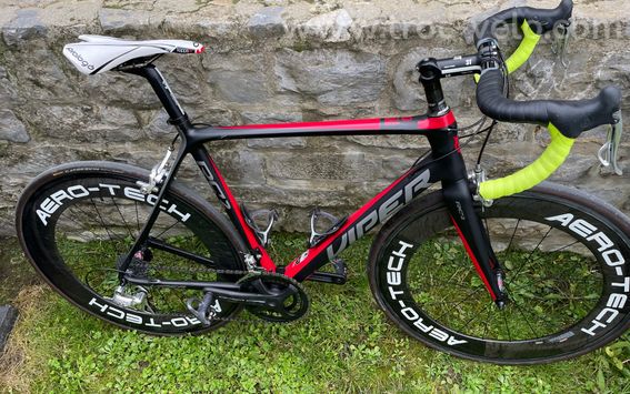 Vélo de course Viper RC2 en carbone
