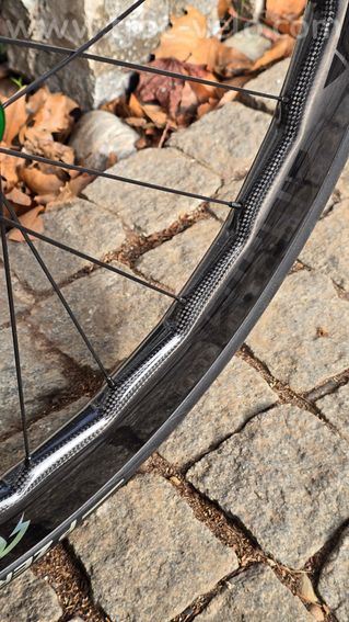 ALPHA Thunder SL Carbone Édition Limitée (Neuf) – SRAM Force AXS – Roues 58mm – 7,80 kg - 7