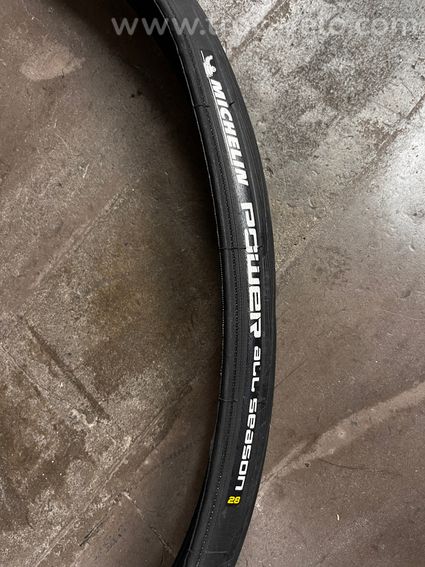 Pneu Michelin Power all season - 2