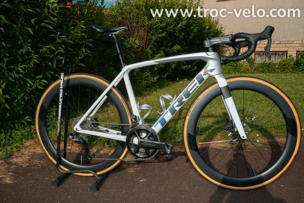 Trek Emonda SL7 DI2 - 1