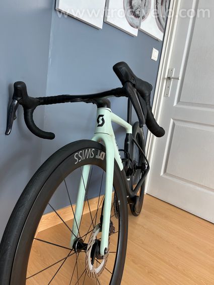 SCOTT ADDICT RC 30 2025 – ULTEGRA DI2 12V – DT SWISS ARC 1100 XXS - 10