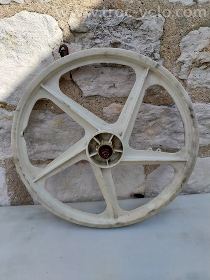 Roue bmx old school a restaurer 20 pouces - 3