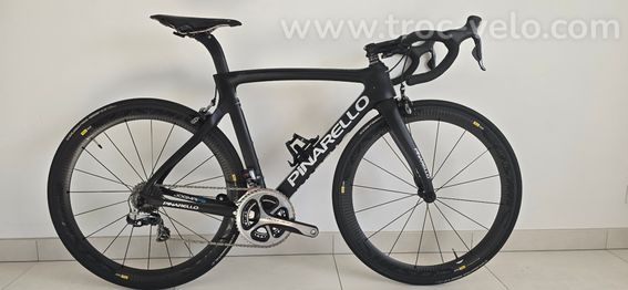 VELO DE COURSE PINARELLO DOGMA F8 – DURA-ACE Di2 9070 – MAVIC CARBON SLE – ÉTAT EXCEPTIONNEL