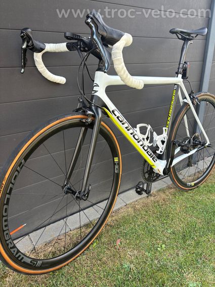 Cannondale SuperSix EVO Dura-Ace Shimano Dura-Ace 11V 700 mm Blanc Cashmere Vert Volt 2019