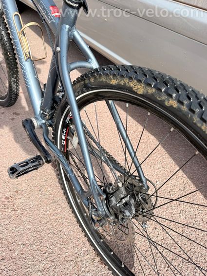 Specialized rockhopper - 2