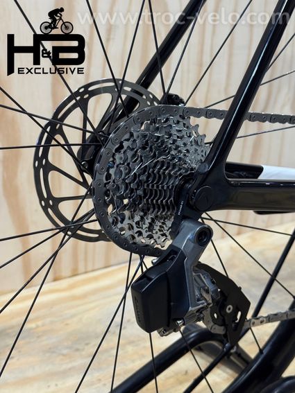 Canyon Ultimate CF SL 7 AXS Carbon Vélo de Route Sram Rival 2023 - 11