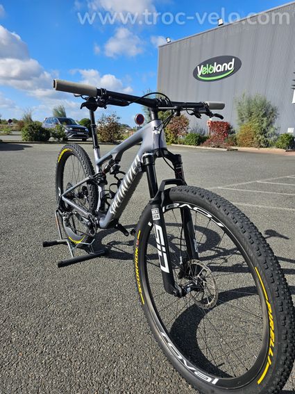 Specialized Epic 8 Pro Flight Attendant  - 3