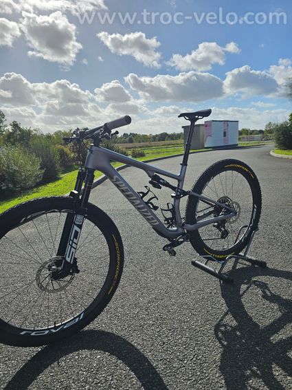 Specialized Epic 8 Pro Flight Attendant  - 4