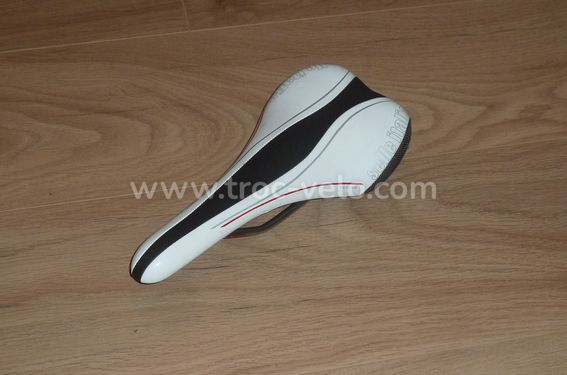 Selle Italia Flite Kevlar in rot --Rarität | Kaufen auf Ricardo