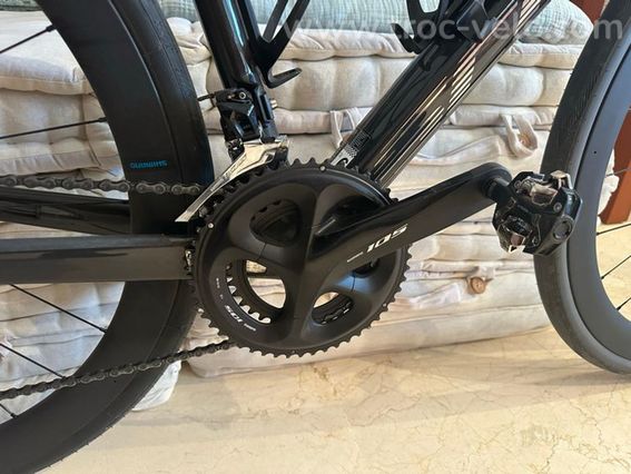 Scott Addict 30 2024 carbone + roues carbone - 2
