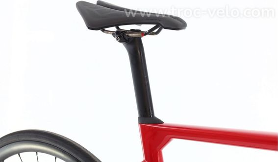 Produit Reconditionne Wilier Filante Hybrid Axs 12v Rouge Velo De Route Tres Bon Etat - 8