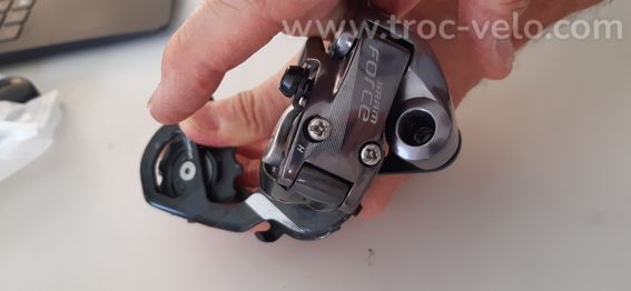 DERAILLEUR ARRIERE SRAM FORCE 11 V - 4