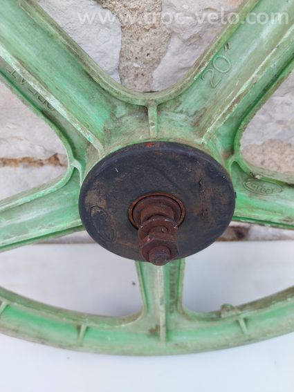 Roue bmx old school a restaurer 20 pouces - 4