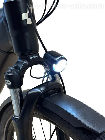 Cube Touring Hybrid Pro 625 Vélo électrique Shimano Deore 2023  - 4