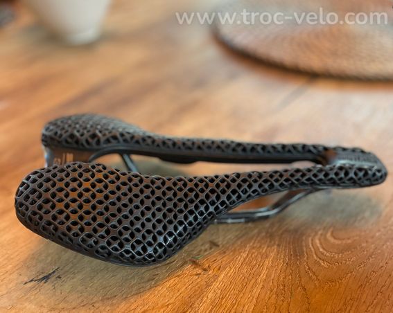 🔥réservée🔥Selle Italia SLR Superflow 3D kit Carbon 145🔥Fizik Power San Marco  - 3