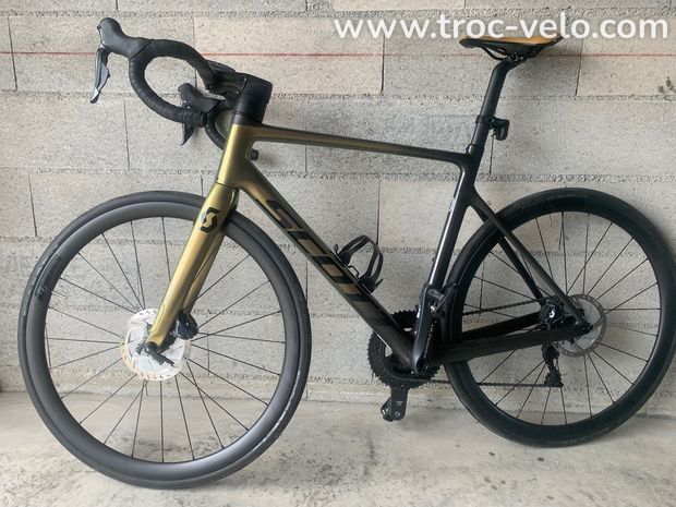 Scott Addict RC15 (2021)  - 2