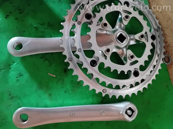 Groupe campagnolo véloce triple plateaux  - 7