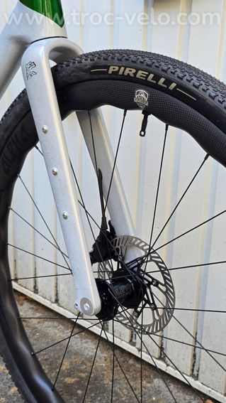 Gravel Carbone ILBIRS Odyssey (Neuf) – SRAM Force AXS XPLR – Roues Carbone – 8,30 kg - 9