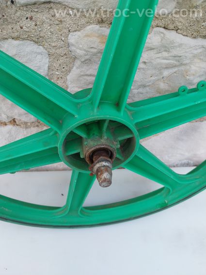 Roue bmx old school a restaurer 20 pouces - 2