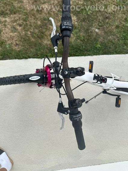 VTT Nakamura Cliff 610 W - 6