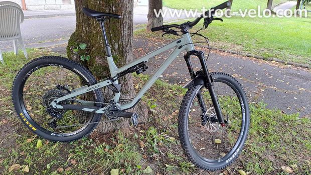 Commencal META SX V4 taille M - 1