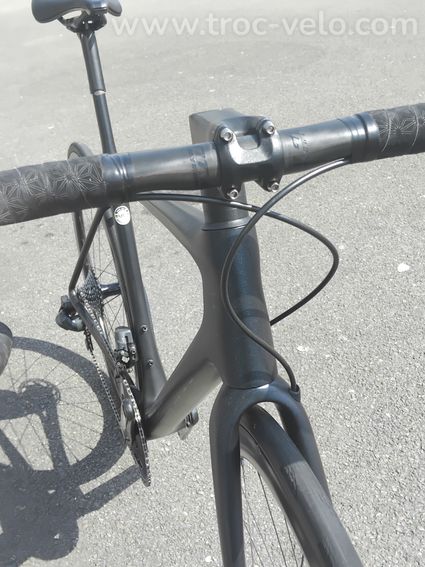 GIANT TCR Advanced SL Disc 1 carbone SRAM Force AXS Quarq roues carbone - 5