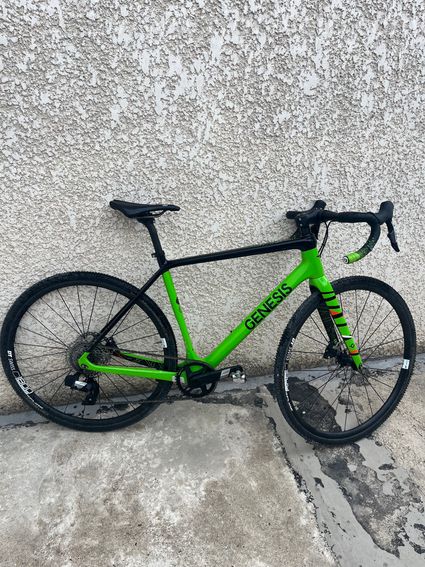 Vélo cyclo-cross carbone Genesis