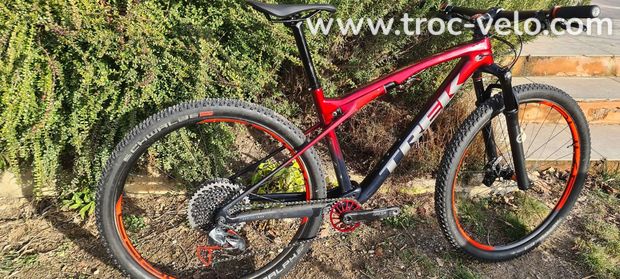 VTT TREK Supercaliber 9.9 AXS Peinture Project ONE - 1